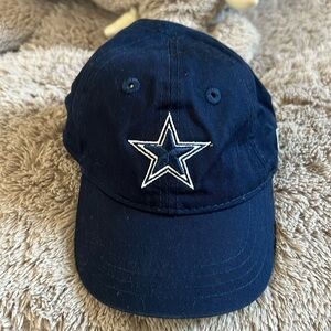 Dallas Cowboys infant hat